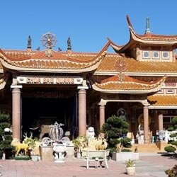 Bao Quang Temple